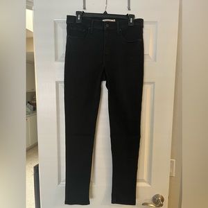 Levi’s 311 Shaping Skinny Jeans (black, size 30)